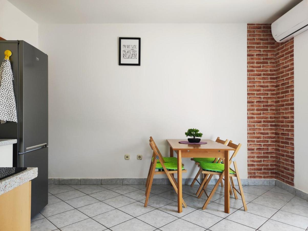 Apartment Rose Krk Town Exterior foto