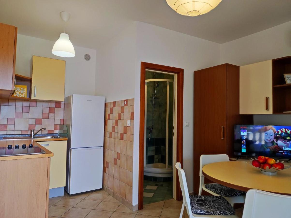 Apartment Rose Krk Town Exterior foto