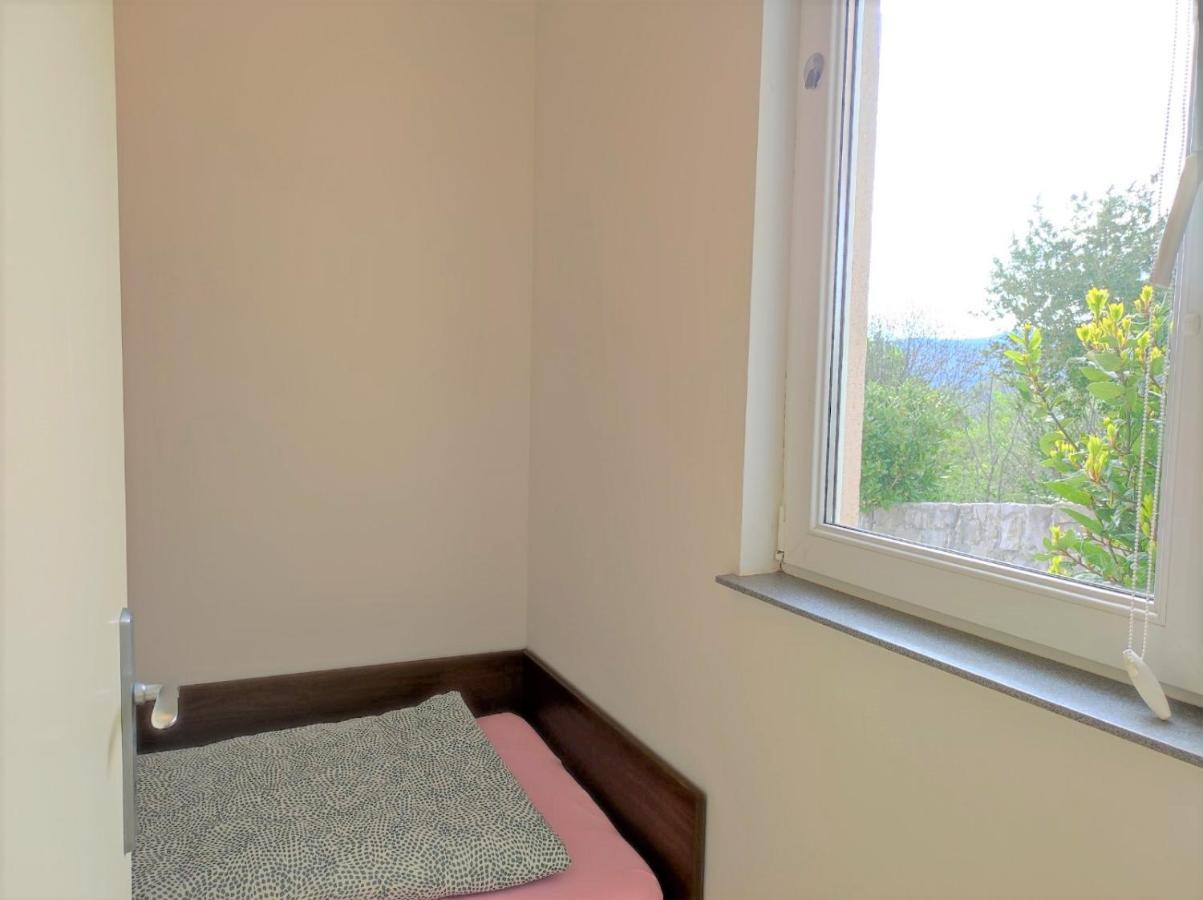 Apartment Rose Krk Town Exterior foto